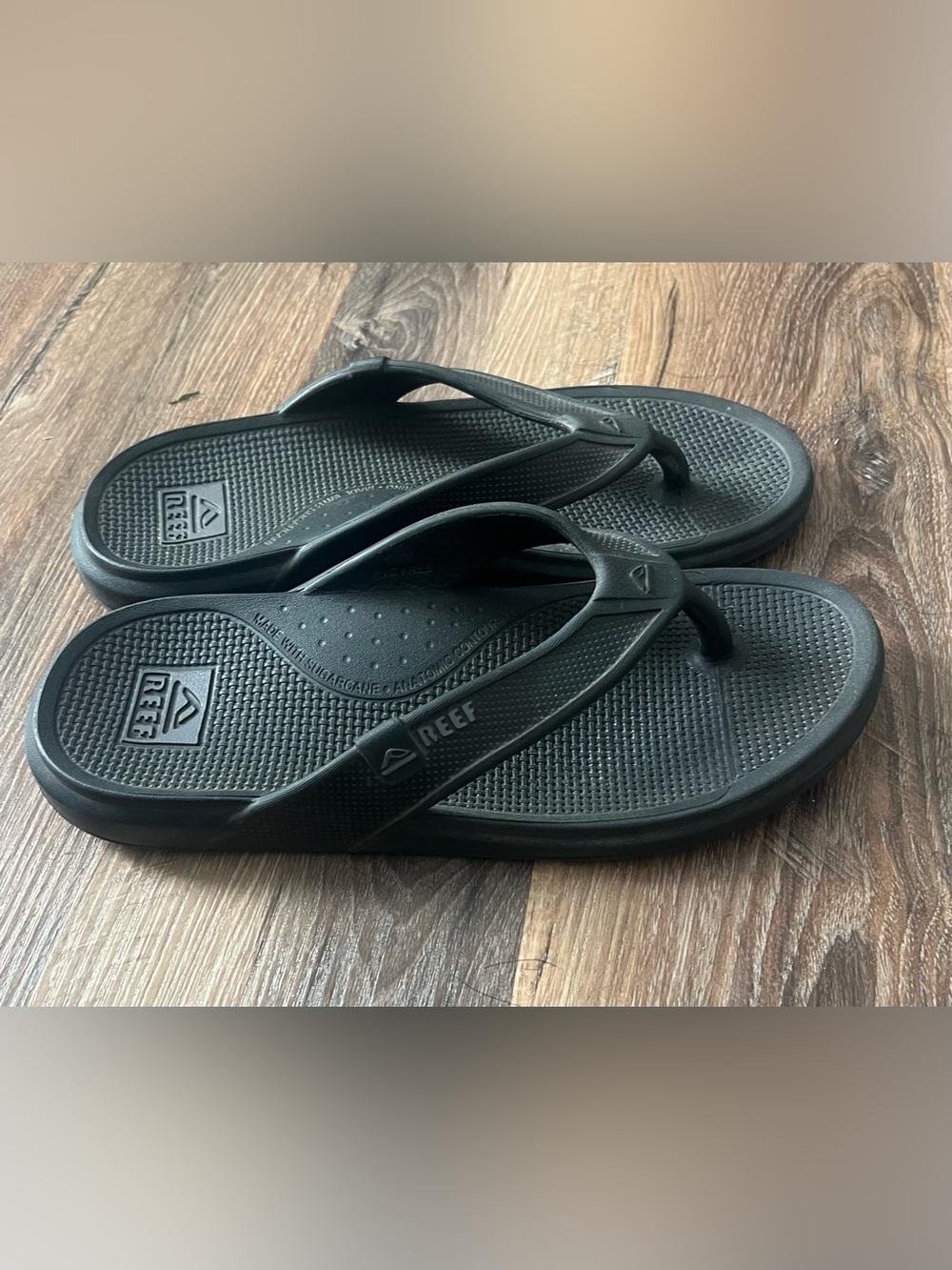 Reef Men's Black  Flip-Flops